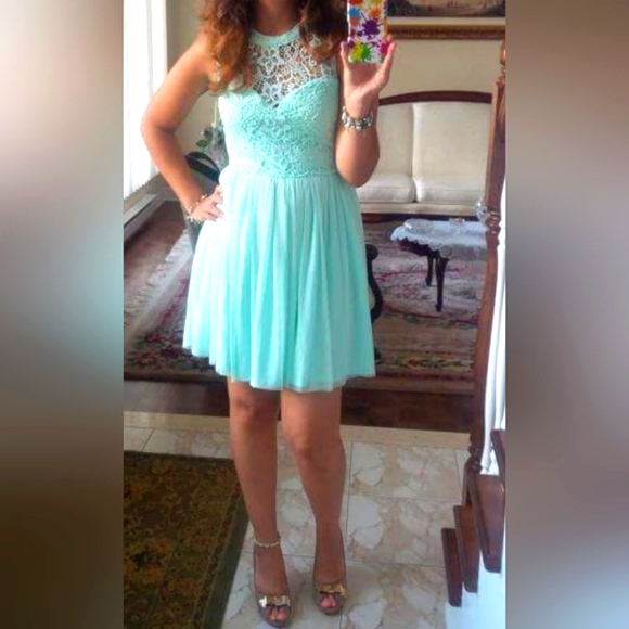 Cute mint cocktail dress - Picture 3 of 3